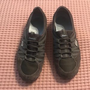 Like new Gray Skechers slip ons